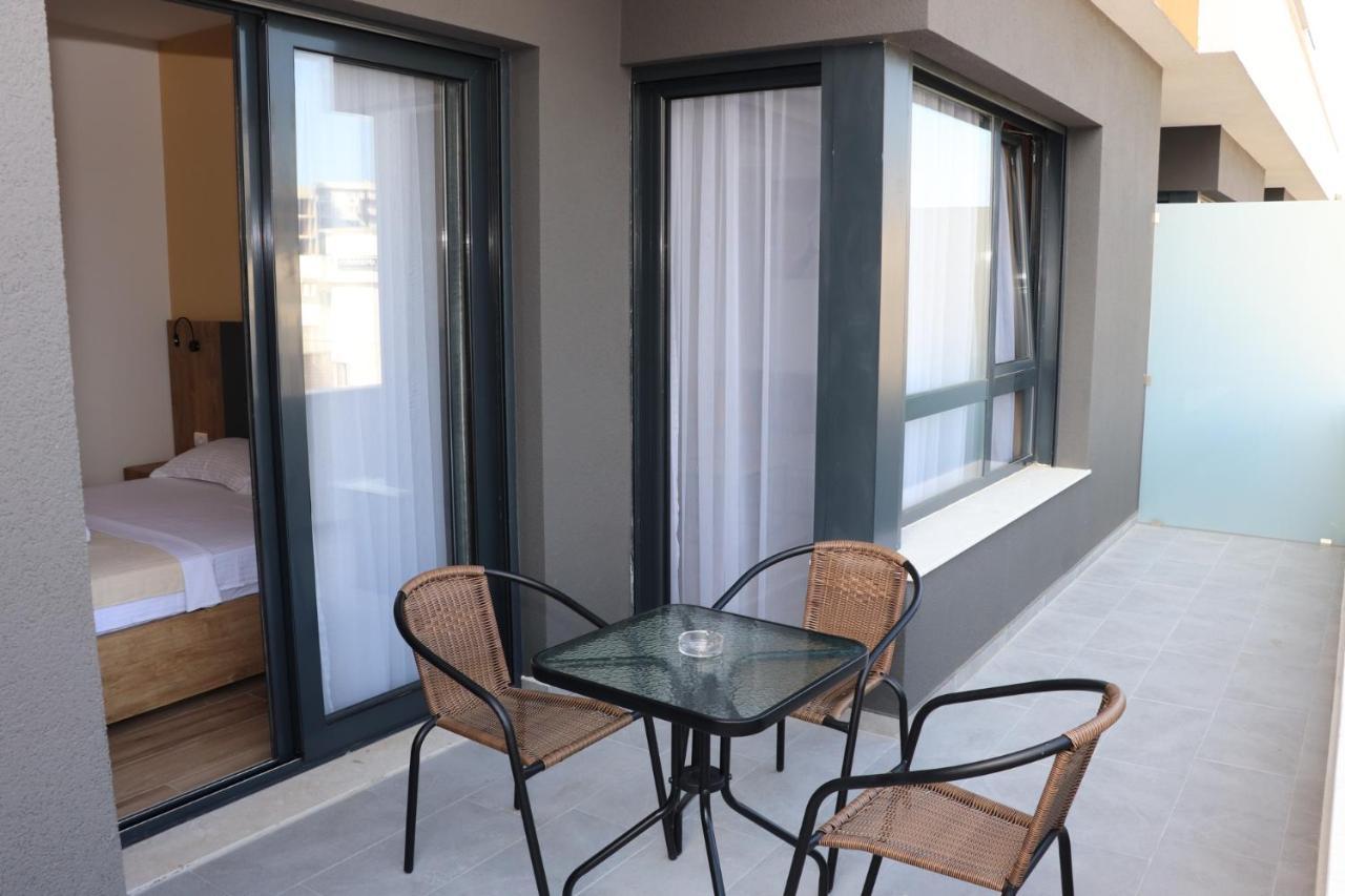 Eagles Apartments & Suites Улцинь Экстерьер фото